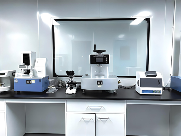 實(shí)驗(yàn)室實(shí)景2